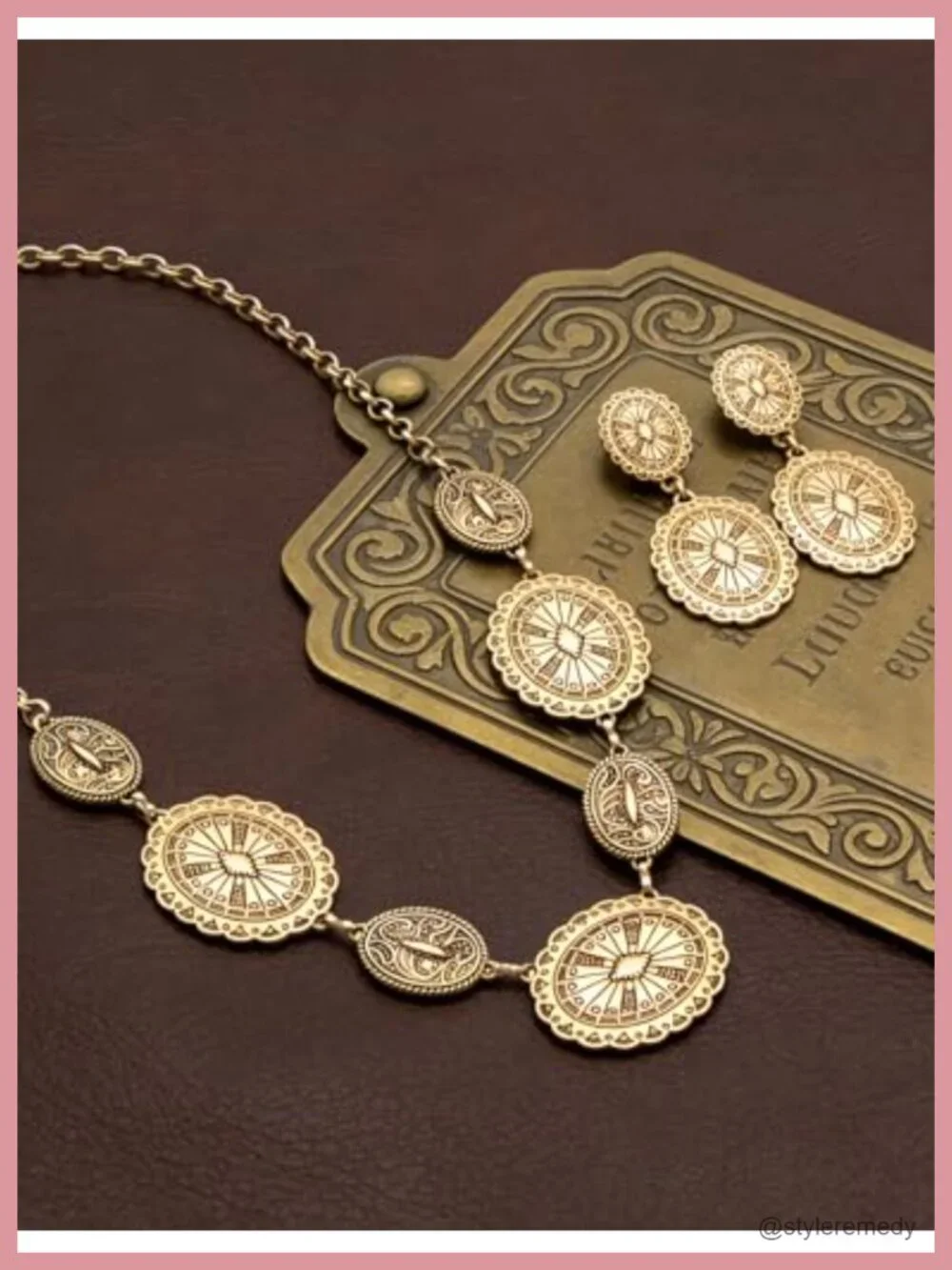 Vintage Cowgirl Necklace and Earring Set in Zinc Alloy Western Jewelry